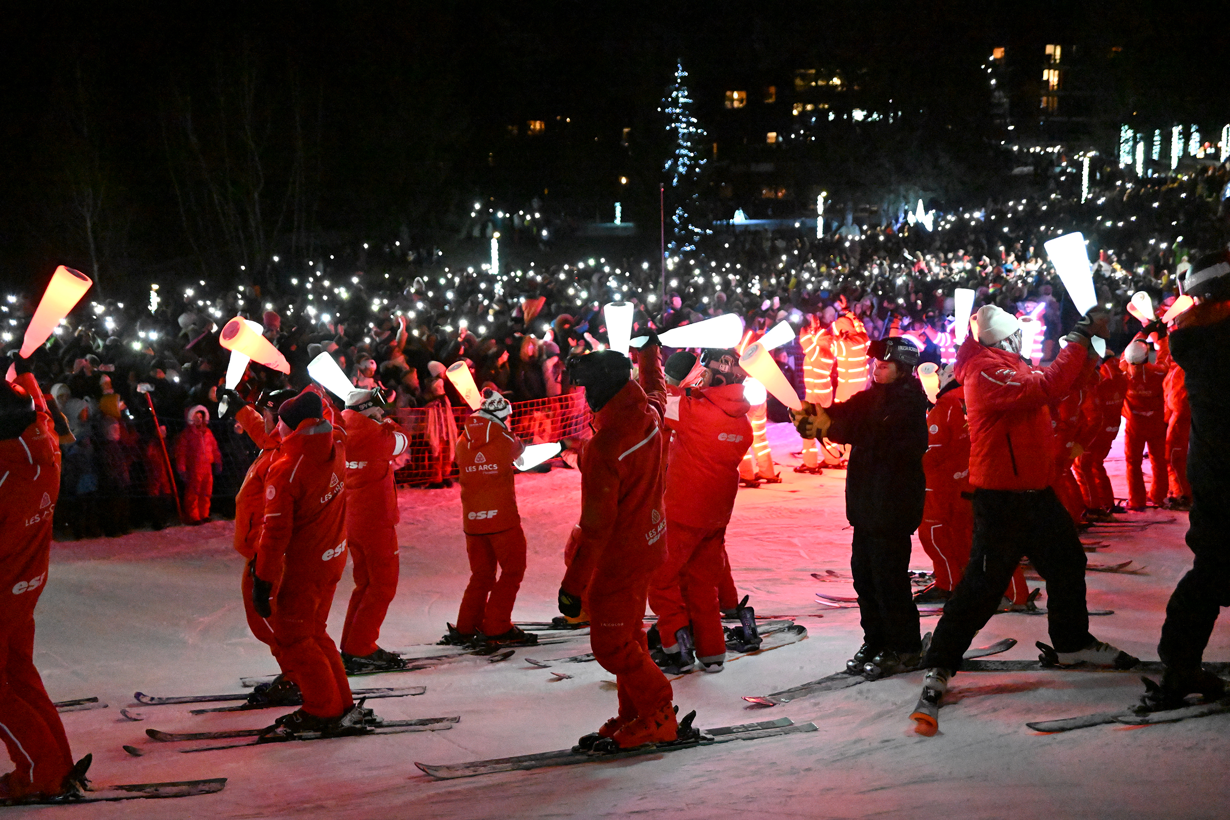 Descente aux flambeaux à Arc 1800 Photo événementiel